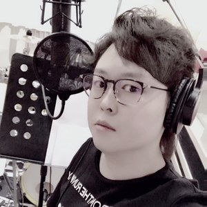 张馨朗资料,张馨朗最新歌曲,张馨朗MV视频,张馨朗音乐专辑,张馨朗好听的歌