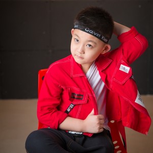 潘昱舟资料,潘昱舟最新歌曲,潘昱舟MV视频,潘昱舟音乐专辑,潘昱舟好听的歌