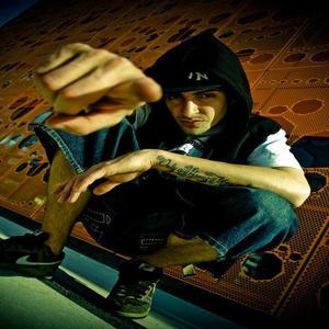 Crown资料,Crown最新歌曲,CrownMV视频,Crown音乐专辑,Crown好听的歌