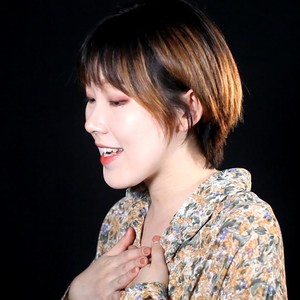 王妤笑资料,王妤笑最新歌曲,王妤笑MV视频,王妤笑音乐专辑,王妤笑好听的歌