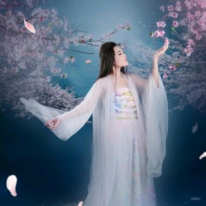 伊伊资料,伊伊最新歌曲,伊伊MV视频,伊伊音乐专辑,伊伊好听的歌