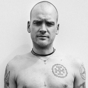 Matt Skiba资料,Matt Skiba最新歌曲,Matt SkibaMV视频,Matt Skiba音乐专辑,Matt Skiba好听的歌