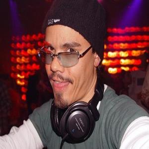 Roog资料,Roog最新歌曲,RoogMV视频,Roog音乐专辑,Roog好听的歌