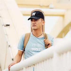 张雷资料,张雷最新歌曲,张雷MV视频,张雷音乐专辑,张雷好听的歌