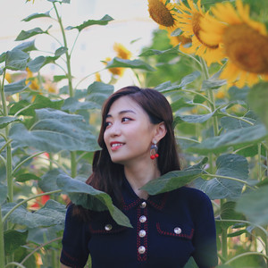 彭奕菲资料,彭奕菲最新歌曲,彭奕菲MV视频,彭奕菲音乐专辑,彭奕菲好听的歌