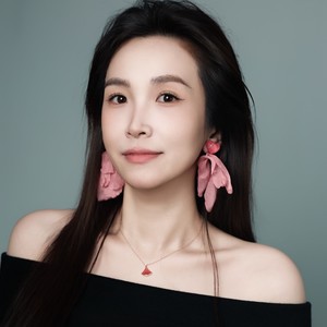 高艺林资料,高艺林最新歌曲,高艺林MV视频,高艺林音乐专辑,高艺林好听的歌