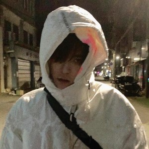 杜忻泽资料,杜忻泽最新歌曲,杜忻泽MV视频,杜忻泽音乐专辑,杜忻泽好听的歌