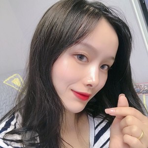 蜜桃君资料,蜜桃君最新歌曲,蜜桃君MV视频,蜜桃君音乐专辑,蜜桃君好听的歌