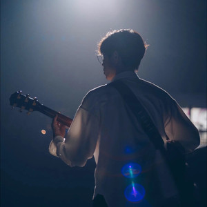 何贰两资料,何贰两最新歌曲,何贰两MV视频,何贰两音乐专辑,何贰两好听的歌