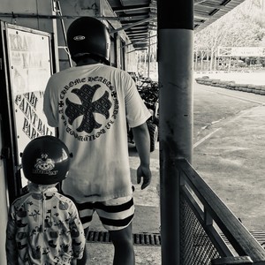 周爷叔克瑞斯资料,周爷叔克瑞斯最新歌曲,周爷叔克瑞斯MV视频,周爷叔克瑞斯音乐专辑,周爷叔克瑞斯好听的歌