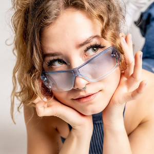 Luna Isa资料,Luna Isa最新歌曲,Luna IsaMV视频,Luna Isa音乐专辑,Luna Isa好听的歌