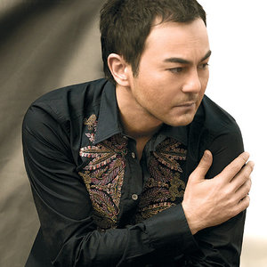 Serdar Ortaç资料,Serdar Ortaç最新歌曲,Serdar OrtaçMV视频,Serdar Ortaç音乐专辑,Serdar Ortaç好听的歌