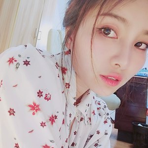 敢敢吃糖不吃苦资料,敢敢吃糖不吃苦最新歌曲,敢敢吃糖不吃苦MV视频,敢敢吃糖不吃苦音乐专辑,敢敢吃糖不吃苦好听的歌