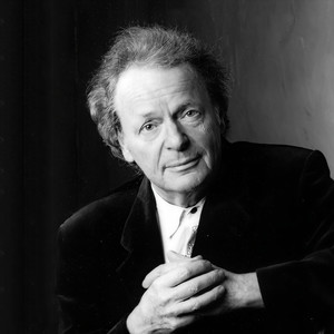 Anton Kuerti资料,Anton Kuerti最新歌曲,Anton KuertiMV视频,Anton Kuerti音乐专辑,Anton Kuerti好听的歌