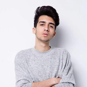 Çağatay Akman资料,Çağatay Akman最新歌曲,Çağatay AkmanMV视频,Çağatay Akman音乐专辑,Çağatay Akman好听的歌