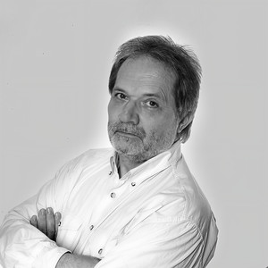 Peter Eotvos资料,Peter Eotvos最新歌曲,Peter EotvosMV视频,Peter Eotvos音乐专辑,Peter Eotvos好听的歌