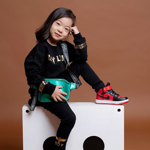 周语晨资料,周语晨最新歌曲,周语晨MV视频,周语晨音乐专辑,周语晨好听的歌