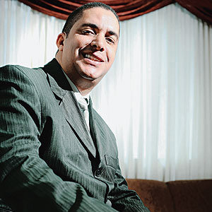 Waguinho资料,Waguinho最新歌曲,WaguinhoMV视频,Waguinho音乐专辑,Waguinho好听的歌