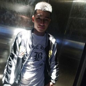 Xue Feng资料,Xue Feng最新歌曲,Xue FengMV视频,Xue Feng音乐专辑,Xue Feng好听的歌