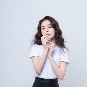 包日格丽娜资料,包日格丽娜最新歌曲,包日格丽娜MV视频,包日格丽娜音乐专辑,包日格丽娜好听的歌