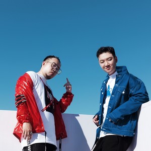 新街口组合资料,新街口组合最新歌曲,新街口组合MV视频,新街口组合音乐专辑,新街口组合好听的歌