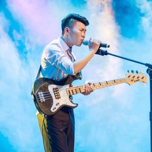 潘君成资料,潘君成最新歌曲,潘君成MV视频,潘君成音乐专辑,潘君成好听的歌