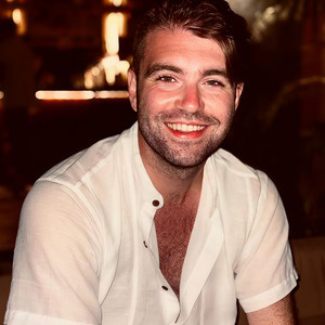 Jake Torrey资料,Jake Torrey最新歌曲,Jake TorreyMV视频,Jake Torrey音乐专辑,Jake Torrey好听的歌