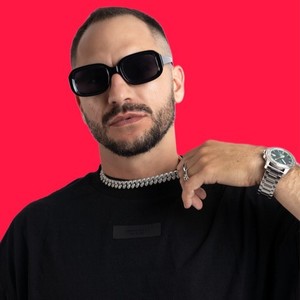 Torha资料,Torha最新歌曲,TorhaMV视频,Torha音乐专辑,Torha好听的歌