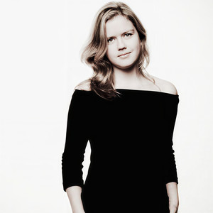 Helena Basilova资料,Helena Basilova最新歌曲,Helena BasilovaMV视频,Helena Basilova音乐专辑,Helena Basilova好听的歌