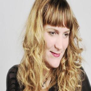 Phamie Gow资料,Phamie Gow最新歌曲,Phamie GowMV视频,Phamie Gow音乐专辑,Phamie Gow好听的歌