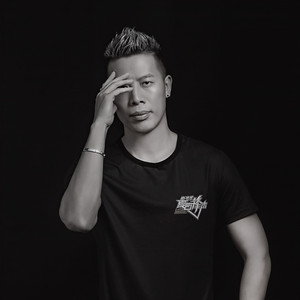 龚本锋资料,龚本锋最新歌曲,龚本锋MV视频,龚本锋音乐专辑,龚本锋好听的歌