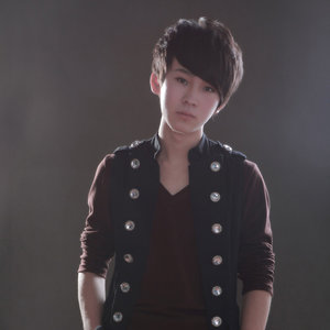 亚小莫资料,亚小莫最新歌曲,亚小莫MV视频,亚小莫音乐专辑,亚小莫好听的歌