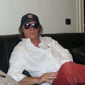 Angelo Valsiglio资料,Angelo Valsiglio最新歌曲,Angelo ValsiglioMV视频,Angelo Valsiglio音乐专辑,Angelo Valsiglio好听的歌