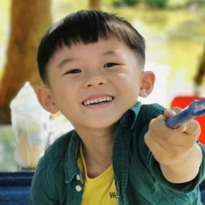 胡琥资料,胡琥最新歌曲,胡琥MV视频,胡琥音乐专辑,胡琥好听的歌