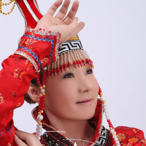 乌兰资料,乌兰最新歌曲,乌兰MV视频,乌兰音乐专辑,乌兰好听的歌