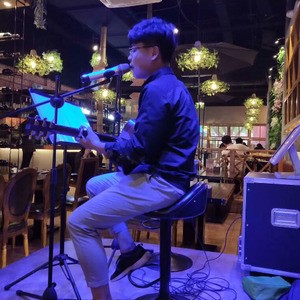 李小然资料,李小然最新歌曲,李小然MV视频,李小然音乐专辑,李小然好听的歌