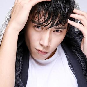 张舸资料,张舸最新歌曲,张舸MV视频,张舸音乐专辑,张舸好听的歌