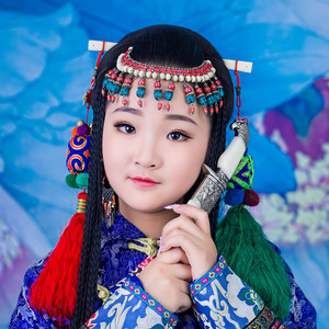 华镁珊资料,华镁珊最新歌曲,华镁珊MV视频,华镁珊音乐专辑,华镁珊好听的歌