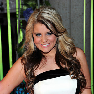 Lauren Alaina资料,Lauren Alaina最新歌曲,Lauren AlainaMV视频,Lauren Alaina音乐专辑,Lauren Alaina好听的歌