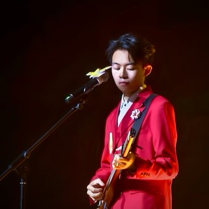 黎鑫磊资料,黎鑫磊最新歌曲,黎鑫磊MV视频,黎鑫磊音乐专辑,黎鑫磊好听的歌