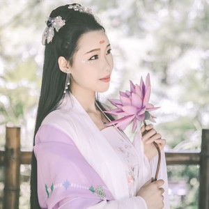 暖百灵资料,暖百灵最新歌曲,暖百灵MV视频,暖百灵音乐专辑,暖百灵好听的歌