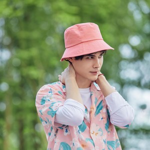 利路修资料,利路修最新歌曲,利路修MV视频,利路修音乐专辑,利路修好听的歌