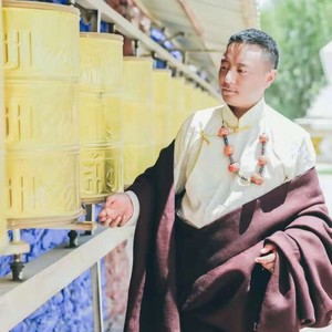 巴桑资料,巴桑最新歌曲,巴桑MV视频,巴桑音乐专辑,巴桑好听的歌