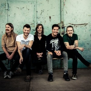 John Coffey资料,John Coffey最新歌曲,John CoffeyMV视频,John Coffey音乐专辑,John Coffey好听的歌