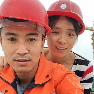 工地最美夫妻资料,工地最美夫妻最新歌曲,工地最美夫妻MV视频,工地最美夫妻音乐专辑,工地最美夫妻好听的歌