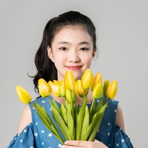 王雅滢资料,王雅滢最新歌曲,王雅滢MV视频,王雅滢音乐专辑,王雅滢好听的歌