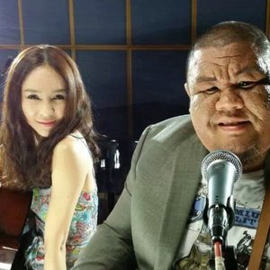 Tong & Jennie资料,Tong & Jennie最新歌曲,Tong & JennieMV视频,Tong & Jennie音乐专辑,Tong & Jennie好听的歌