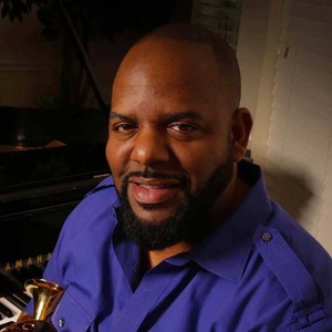 Aaron Lindsey资料,Aaron Lindsey最新歌曲,Aaron LindseyMV视频,Aaron Lindsey音乐专辑,Aaron Lindsey好听的歌