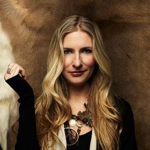 Holly Williams