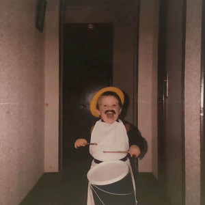 住在三楼的人资料,住在三楼的人最新歌曲,住在三楼的人MV视频,住在三楼的人音乐专辑,住在三楼的人好听的歌